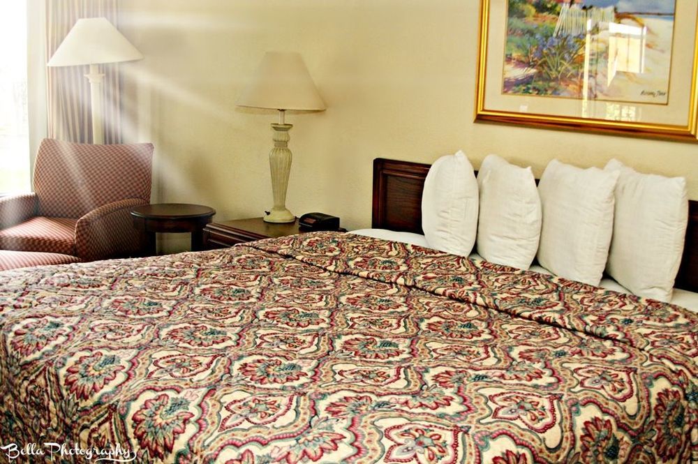 Rodeway Inn Orange Park Szoba fotó